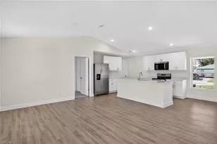 1219 NW 8th Pl, Cape Coral, FL 33993 - Photo 6