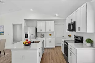 1219 NW 8th Pl, Cape Coral, FL 33993 - Photo 2
