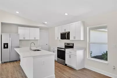 1219 NW 8th Pl, Cape Coral, FL 33993 - Photo 8