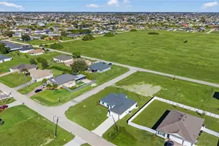 1027 NW 12th Ave, Cape Coral, FL 33993 - Photo 36