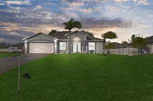 343 NE 25th Terrace, Cape Coral, FL 33909 - Photo 2