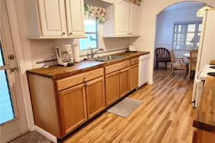14507 Plymouth Bend, North Fort Myers, FL 33917 - Photo 4