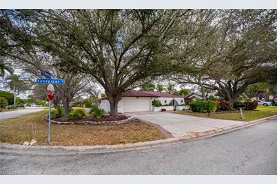 5702 Sandpiper Pl, Fort Myers, FL 33919 - Photo 42