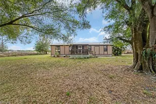 1155 Coffey Rd, Moore Haven, FL 33471 - Photo 4