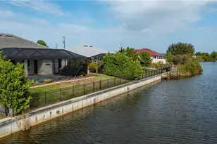 1416 SW 4th Ln, Cape Coral, FL 33991 - Photo 48