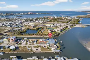 867 Oak St, Fort Myers Beach, FL 33931 - Photo 44