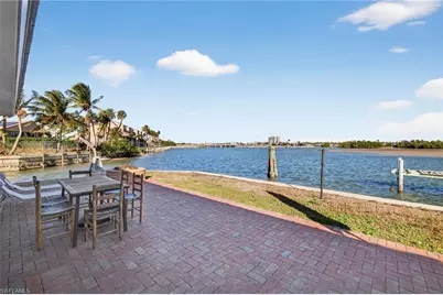 867 Oak St, Fort Myers Beach, FL 33931 - Photo 38