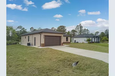 304 E 15th St, Lehigh Acres, FL 33972 - Photo 22