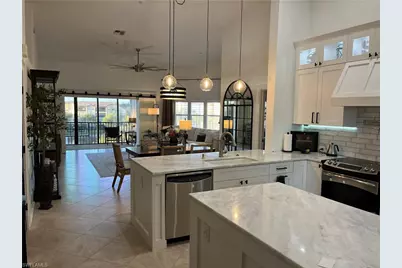 155 Vintage Cir #I404, Naples, FL 34119 - Photo 4