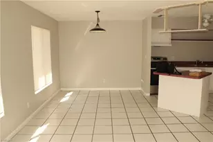 1811 SE 15th Pl, Cape Coral, FL 33990 - Photo 2