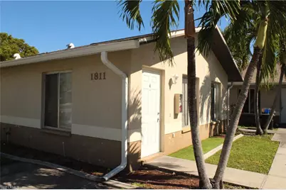 1811 SE 15th Pl #1, Cape Coral, FL 33990 - Photo 12