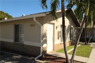 1811 SE 15th Pl, Cape Coral, FL 33990 - Photo 12