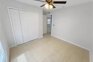 210 Manatee St, Fort Myers, FL 33913 - Photo 12