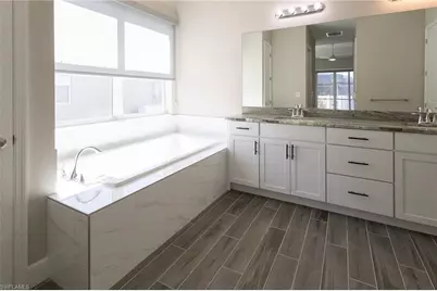 713 NW 37th Ave, Cape Coral, FL 33993 - Photo 24