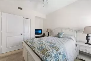 10061 Lake Cove Dr, Fort Myers, FL 33908 - Photo 24