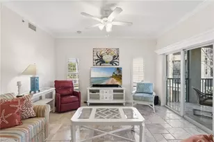 10061 Lake Cove Dr, Fort Myers, FL 33908 - Photo 12