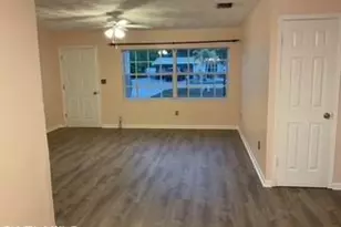 382 Ottumwa Ave, Fort Myers, FL 33905 - Photo 2