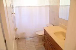 382 Ottumwa Ave, Fort Myers, FL 33905 - Photo 10