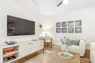 8735 Catamaran Dr, Naples, FL 34114 - Photo 4