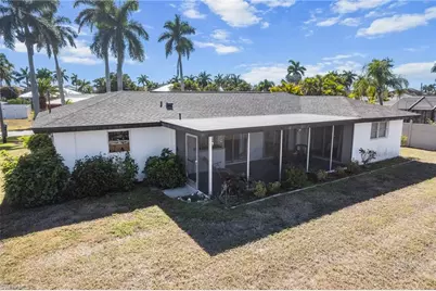 405 Bayshore Dr, Cape Coral, FL 33904 - Photo 24
