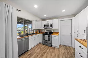 405 Bayshore Dr, Cape Coral, FL 33904 - Photo 8