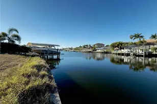 4808 SW 22nd Pl, Cape Coral, FL 33914 - Photo 4