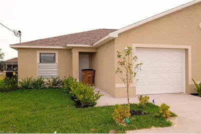 613 SE 6th Ter, Cape Coral, FL 33990 - Photo 2