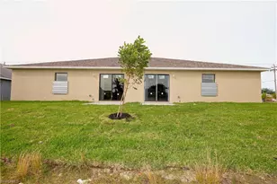 613 SE 6th Terrace, Cape Coral, FL 33990 - Photo 18