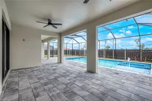 819 SW 16th Terrace, Cape Coral, FL 33991 - Photo 24