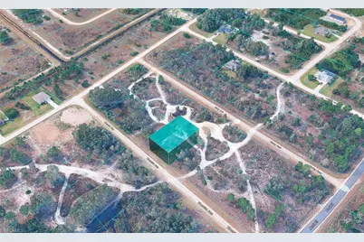 722 Bluebird Ave, Lehigh Acres, FL 33974 - Photo 2