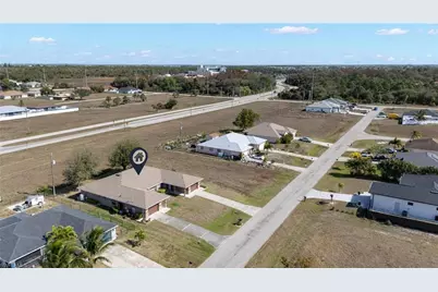 2221 NE 15th Ln, Cape Coral, FL 33909 - Photo 28
