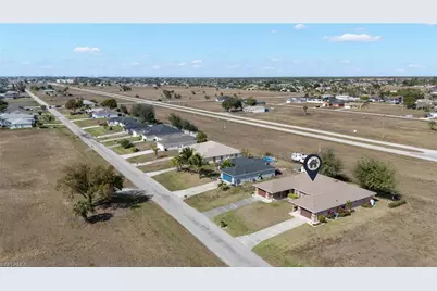 2221 NE 15th Ln, Cape Coral, FL 33909 - Photo 26