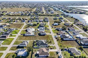 1317 NW 9th Terrace, Cape Coral, FL 33993 - Photo 8