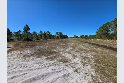 1049 Bandera St, Lehigh Acres, FL 33974 - Photo 4