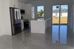 1037 Macy St E, Lehigh Acres, FL 33974 - Photo 4