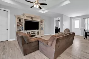 1113 Elegans St E, Lehigh Acres, FL 33974 - Photo 14