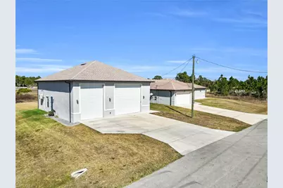 1113 Elegans St E, Lehigh Acres, FL 33974 - Photo 2