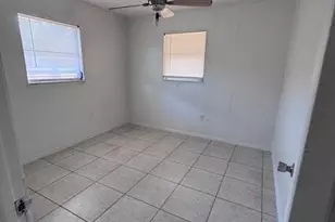 764 108th Ave N, Naples, FL 34108 - Photo 14