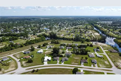 4239 E Gator Cir, Cape Coral, FL 33909 - Photo 22