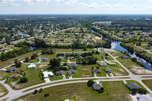 4239 E Gator Cir, Cape Coral, FL 33909 - Photo 24