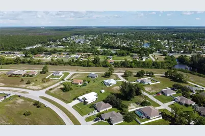 4239 E Gator Cir, Cape Coral, FL 33909 - Photo 18