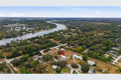 580 Brittany Ln, Labelle, FL 33935 - Photo 4