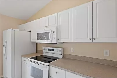 2706 SW 9th Ave, Cape Coral, FL 33914 - Photo 8