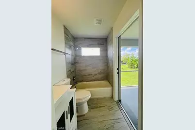 1726 NE 17th Ter, Cape Coral, FL 33909 - Photo 32