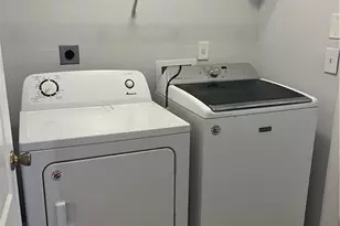 313 NE 30th St, Cape Coral, FL 33909 - Photo 18