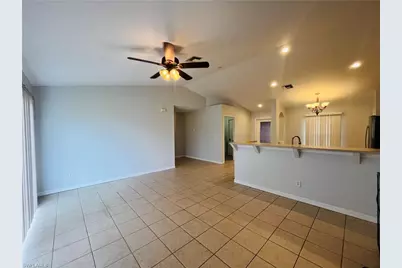 313 NE 30th St, Cape Coral, FL 33909 - Photo 8