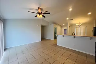 313 NE 30th St, Cape Coral, FL 33909 - Photo 8