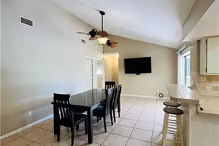 3019 SE 5th Pl, Cape Coral, FL 33904 - Photo 8