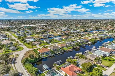 2313 SE 19th Pl, Cape Coral, FL 33990 - Photo 34