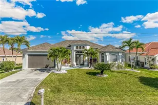 2313 SE 19th Pl, Cape Coral, FL 33990 - Photo 4